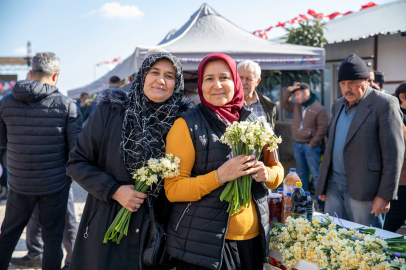 Mersin’de ’2.Nergis Şenliği’ düzenlendi