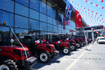 Alparslan Group’tan çiftçilere muhteşem showroom