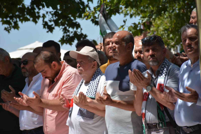 Hacı Bayram-ı Veli Camii’nde eller semaya Haniye için kalktı