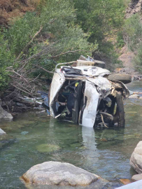 Bingöl’de pikap şarampole yuvarlandı: 2 ölü, 1 yaralı