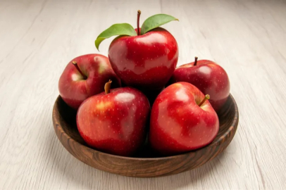 Early apple harvest has begun in Karaman