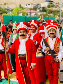 Malatya’da bir ilki gerçekleştirip okul mehteran takımı kurdular