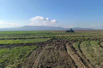 Kuruyan Marmara Gölü'nde 10 Bin Dönümlük İşgal Alanı Bozuldu